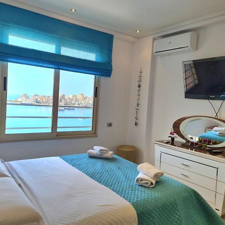 Luxury Seafront Apartments Sarande Exterior photo