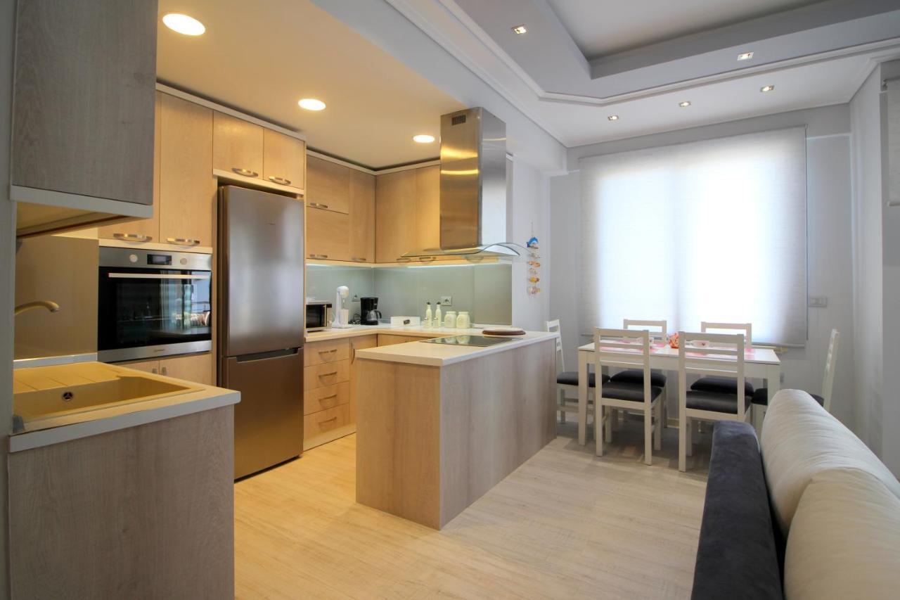 Luxury Seafront Apartments Sarande Exterior photo